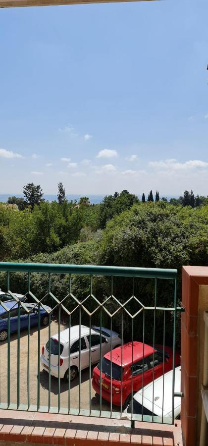 Ferienwohnung דירת חדר יפה ונעימה באיזור פסטורלי ושקט Zichron Ja’akow Exterior foto